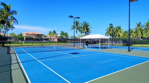 $600,000 | 1579 Briar Oak Drive, Royal Palm Beach, FL 33411