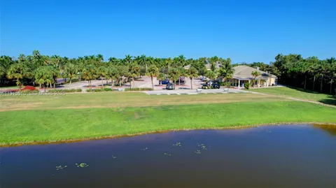 $559,000 | 1579 Briar Oak Drive, Royal Palm Beach, FL 33411