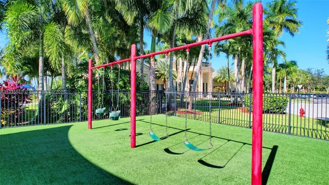 $600,000 | 1579 Briar Oak Drive, Royal Palm Beach, FL 33411