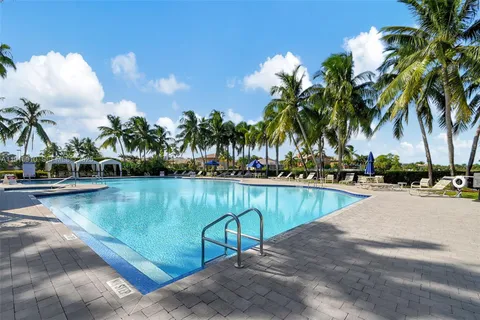 $559,000 | 1579 Briar Oak Drive, Royal Palm Beach, FL 33411