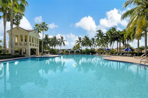 $600,000 | 1579 Briar Oak Drive, Royal Palm Beach, FL 33411