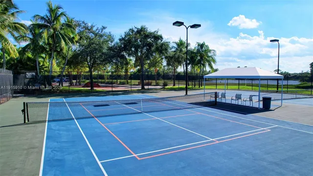 $600,000 | 1579 Briar Oak Drive, Royal Palm Beach, FL 33411