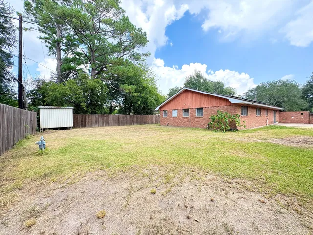 $1,650 | 1702 Baylor Avenue, Bay City, TX 77414