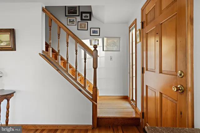 $1,395,000 | 373 North 2nd Street, Surf City, NJ 08008