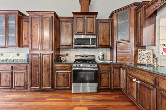 $704,999 | 4111 Oak Creek Drive, Marysville, CA 95901