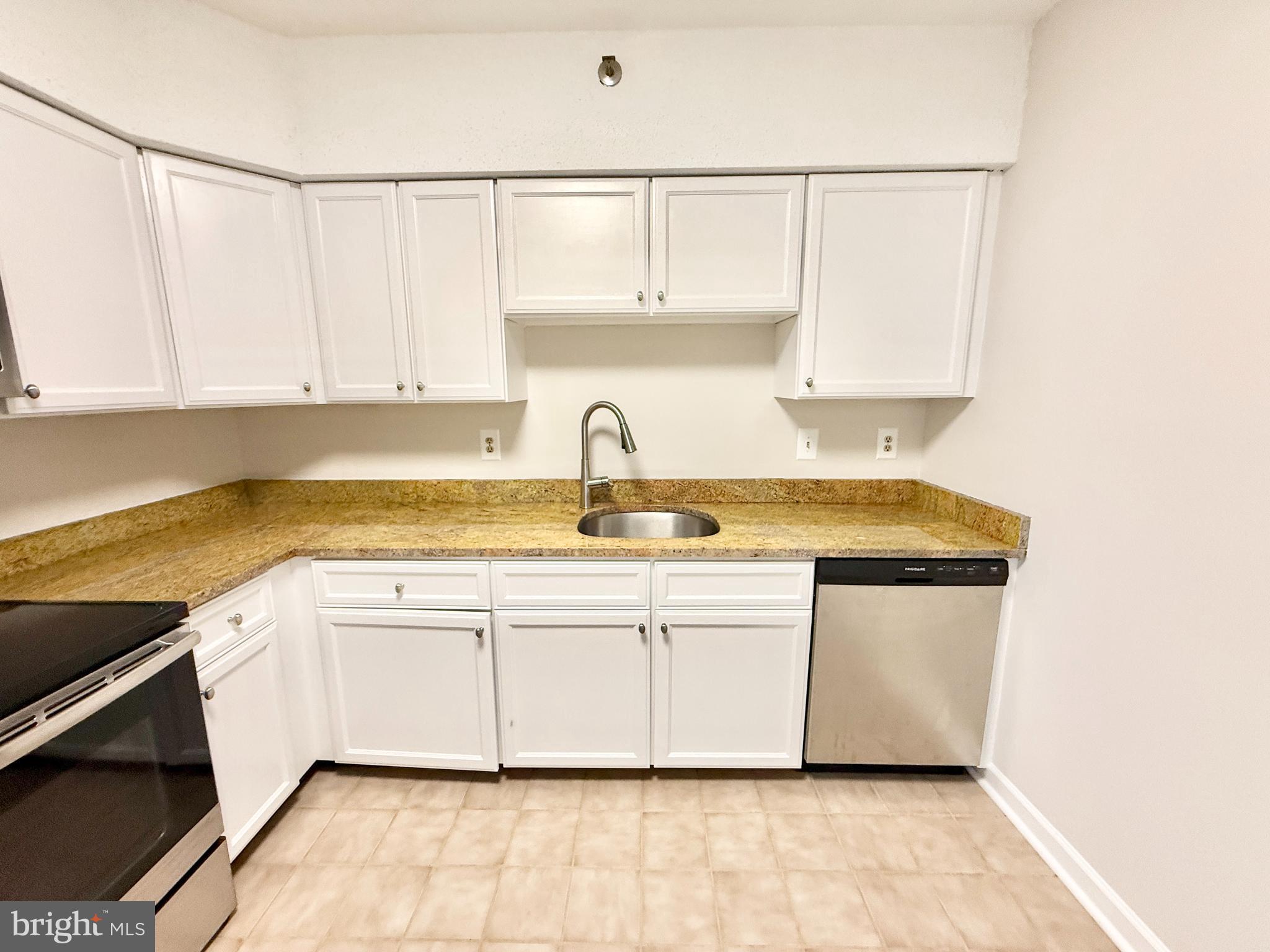 5505 Seminary Road, Unit 1516N Falls Church, VA 22041 - Photo 16 of 44 Gallery Image 16