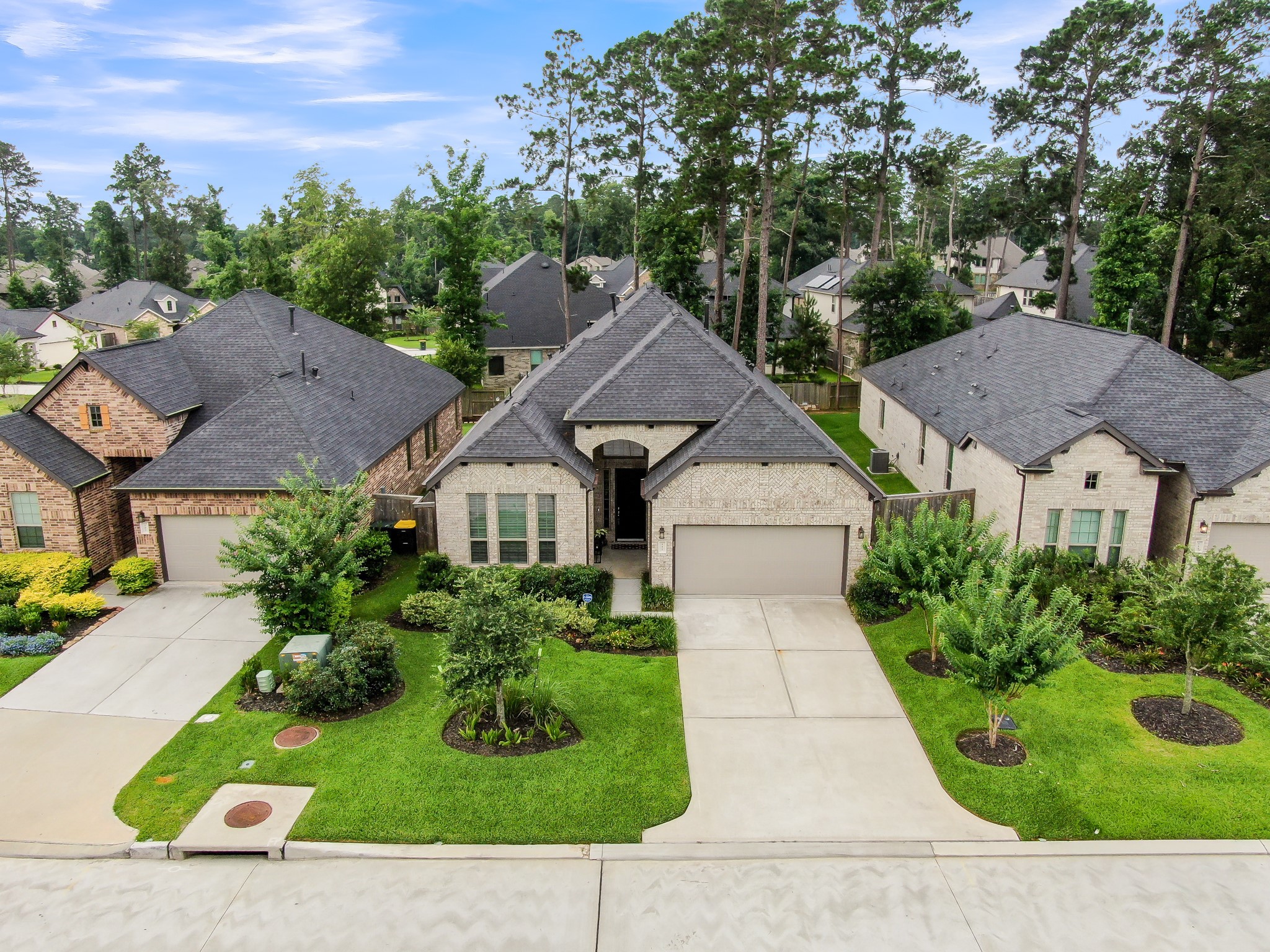 111 Yellow Perch Way Conroe, TX 77318 - Photo 23 of 35 Aerial view showcasing the home's location within this desirable master-planned community.