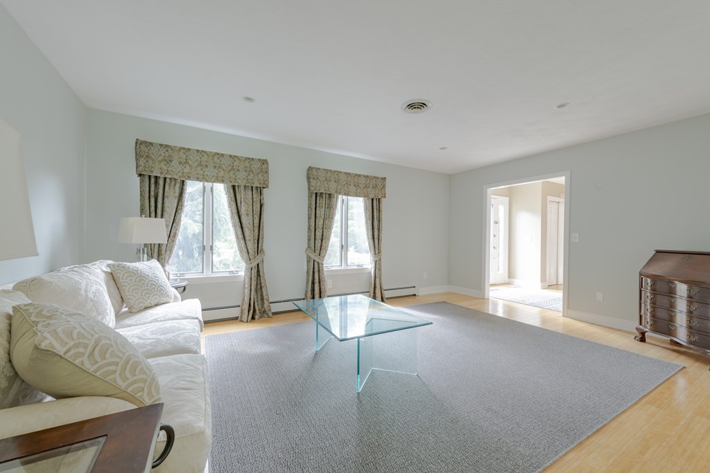 1 Copperwood Road Medfield, MA 02052 - Photo 5 of 22 Gallery Image 5