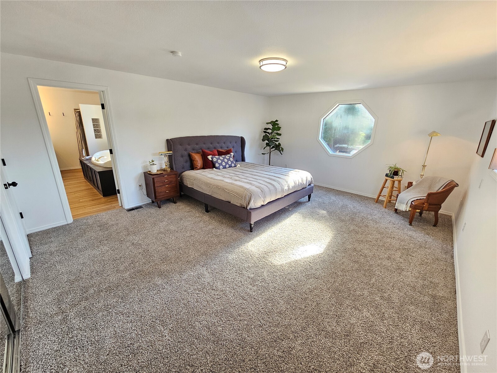 2816 Rocky Point Road Northwest Bremerton, WA 98312 - Photo 9 of 15 Gallery Image 9