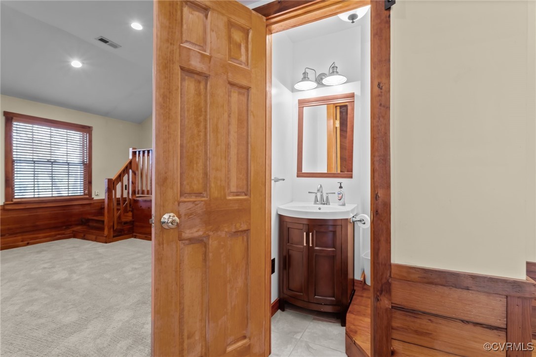 4116 Spring Run Road Mechanicsville, VA 23116 - Photo 16 of 45 Looking from Fam Rm/Den into Half Bath
