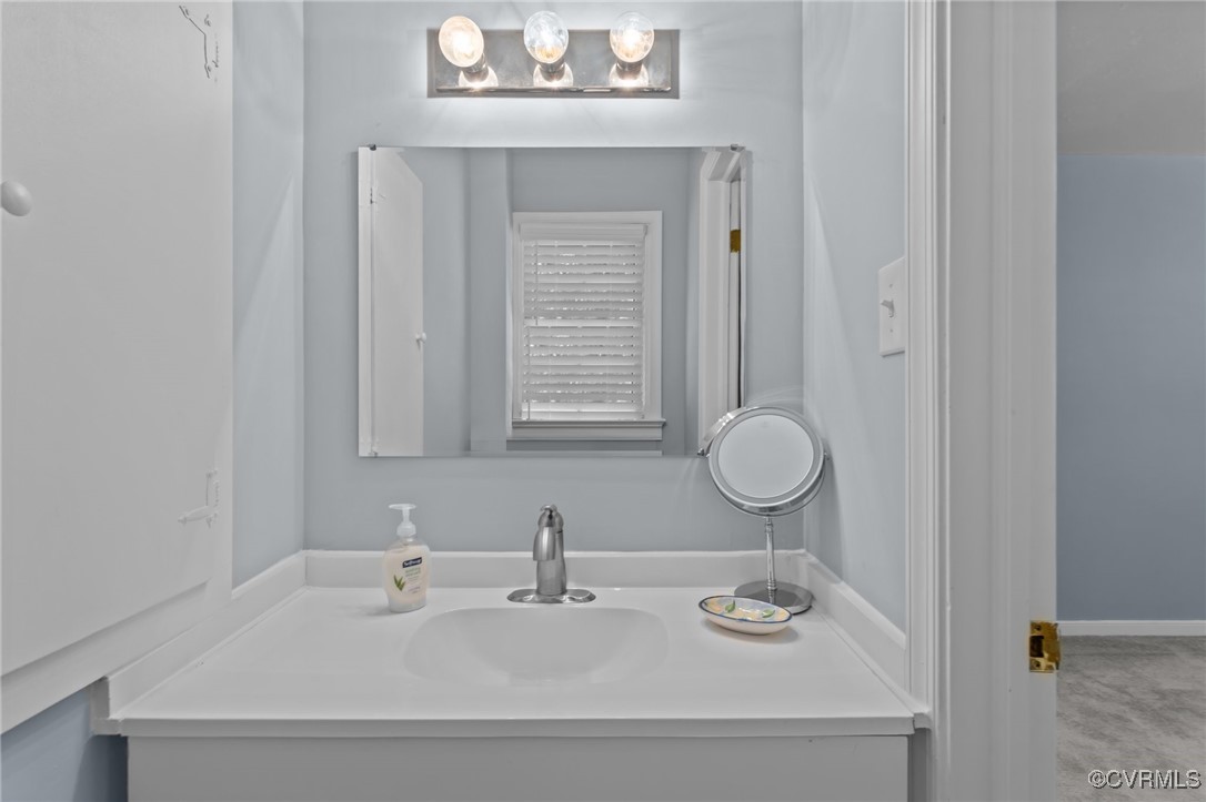 4116 Spring Run Road Mechanicsville, VA 23116 - Photo 19 of 45 View of Half Bath Attached to Primary BR