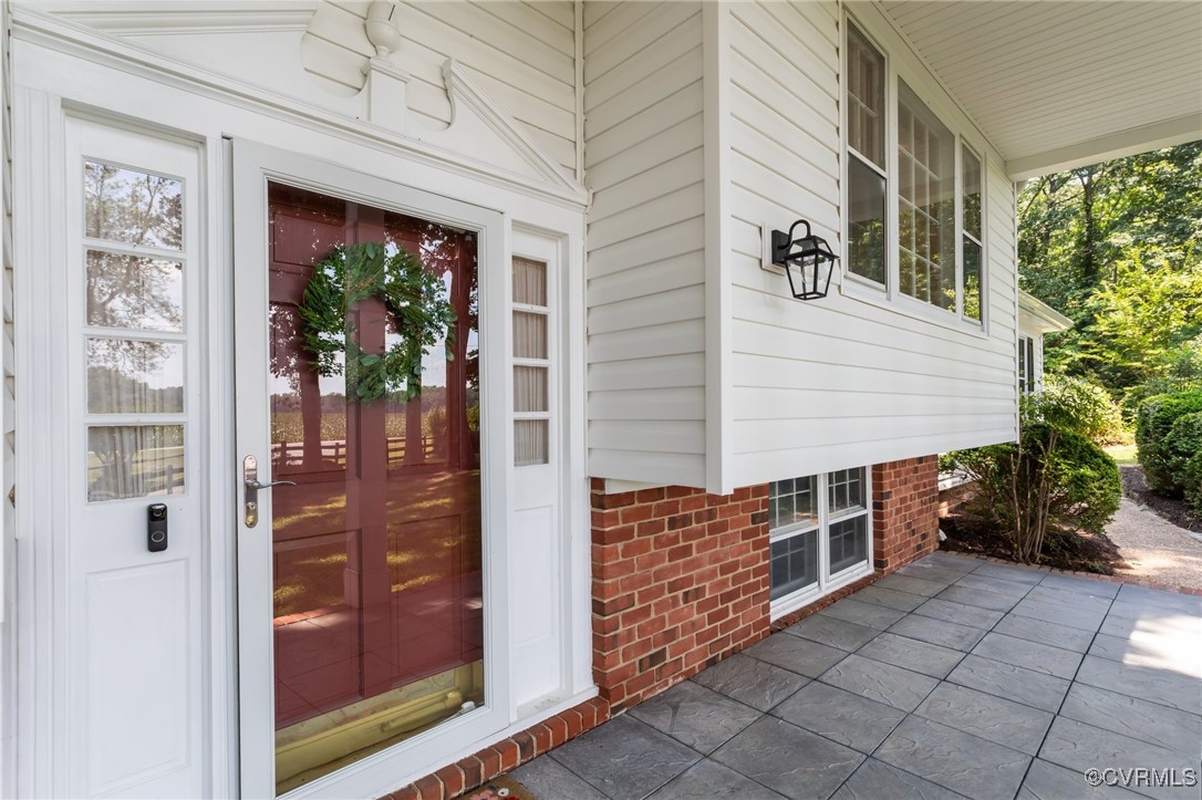 4116 Spring Run Road Mechanicsville, VA 23116 - Photo 30 of 45 View of Front Door, Front Porch, Vinyl Siding