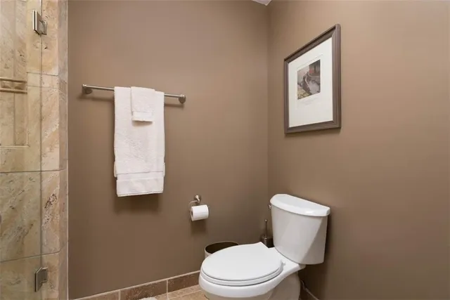 $310,000 | 8706 Walmer Street, Overland Park, KS 66212