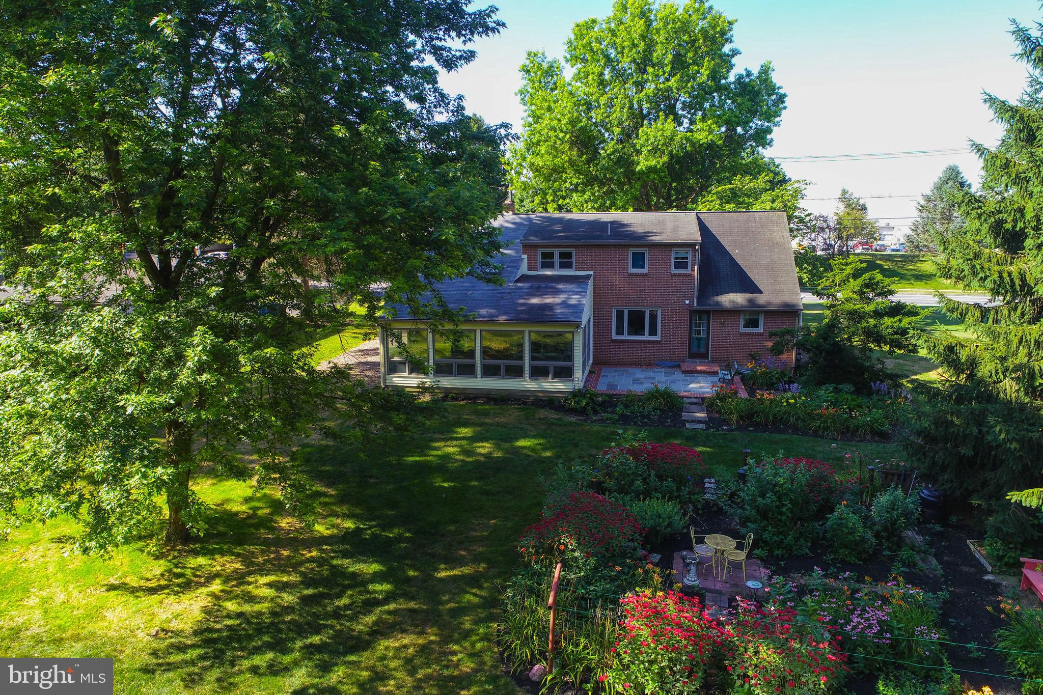 403 Arrowhead Drive Lititz, PA 17543 - Photo 9 of 61 Gallery Image 9