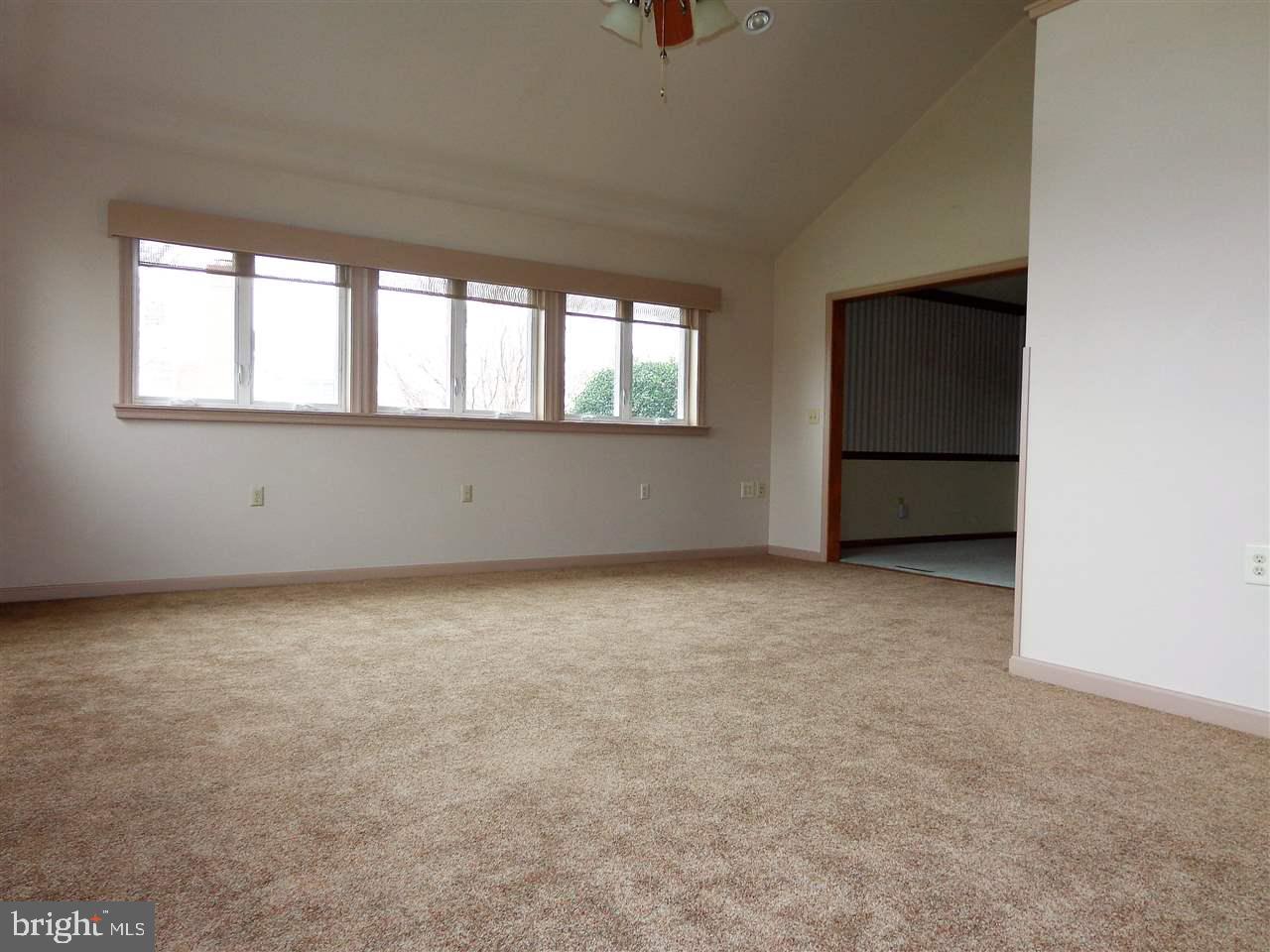 54 East Yellowbreeches Road Carlisle, PA 17015 - Photo 13 of 25 Gallery Image 13