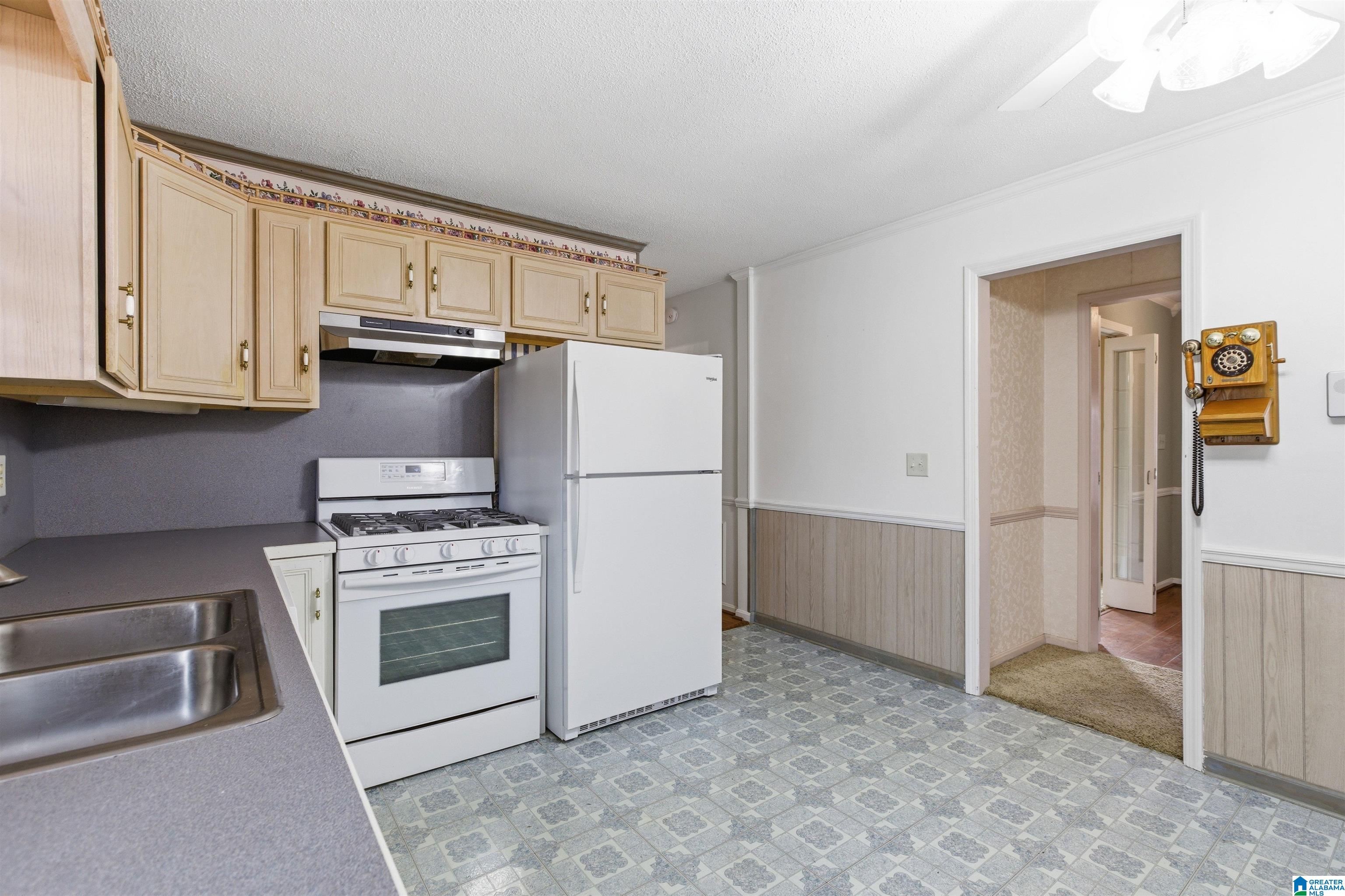 1427 Farmington Road Birmingham, AL 35235 - Photo 12 of 33 Gallery Image 12