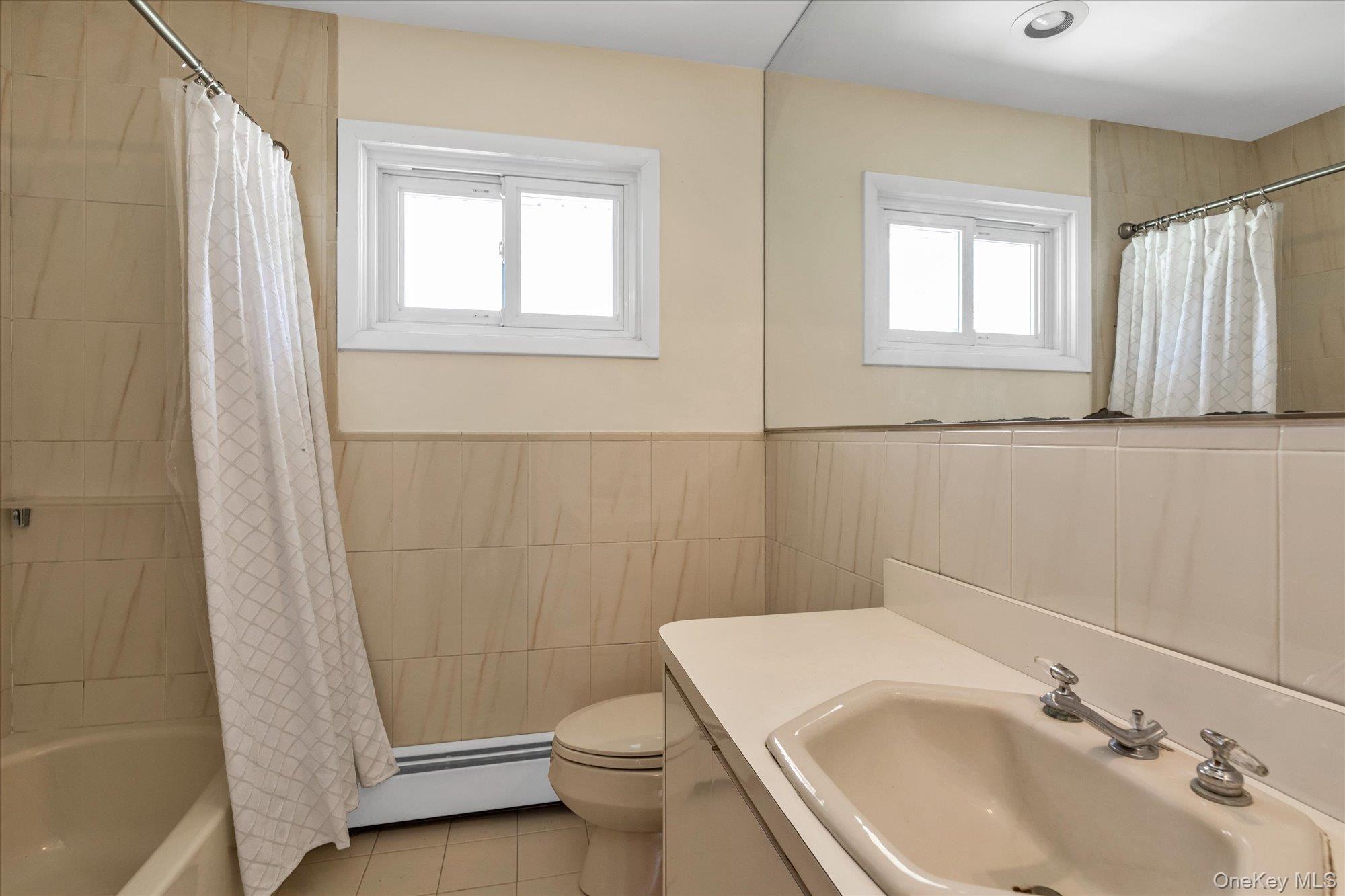 2011 Abbot Avenue Merrick, NY 11566 - Photo 17 of 21