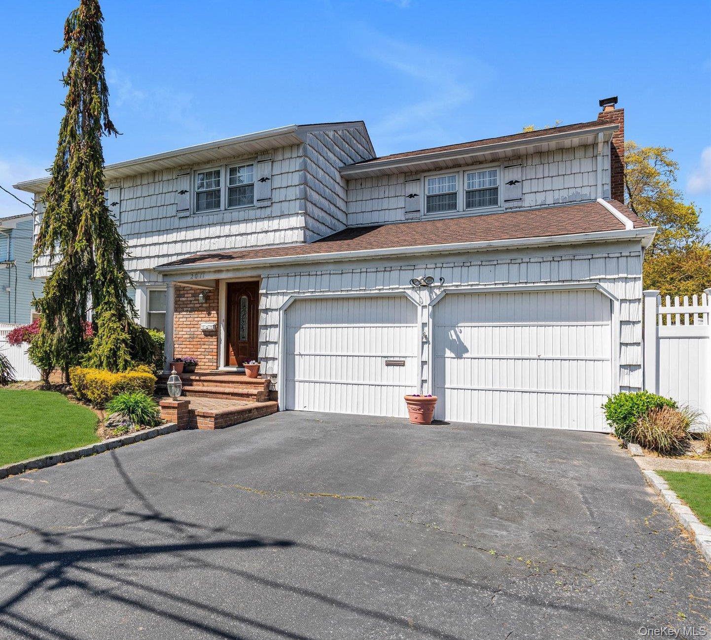 2011 Abbot Avenue Merrick, NY 11566 - Photo 20 of 21