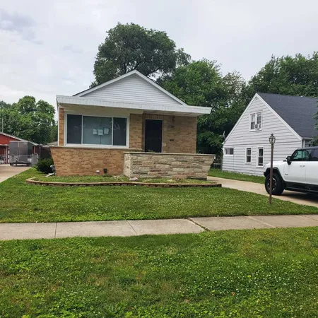 $3,750 | 9224 Sproat Avenue, Oak Lawn, IL 60453
