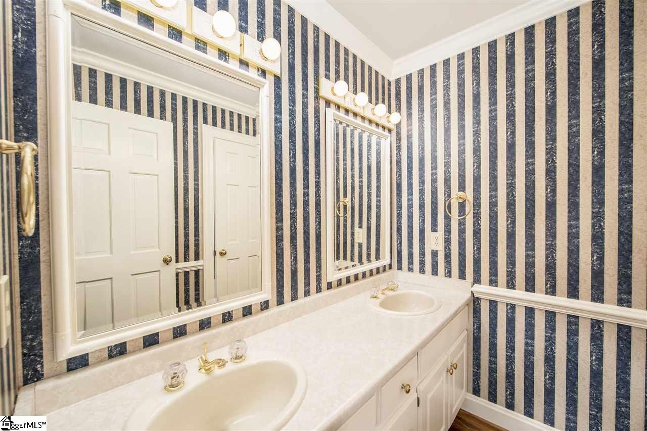 105 West Round Hill Road Greenville, SC 29617 - Photo 23 of 27 hall bathroom