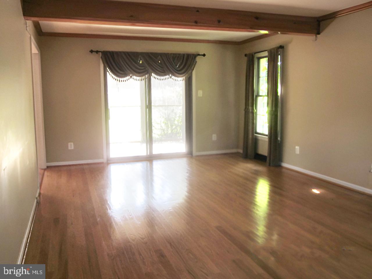 36 Delaware Rim Drive Yardley, PA 19067 - Photo 3 of 30