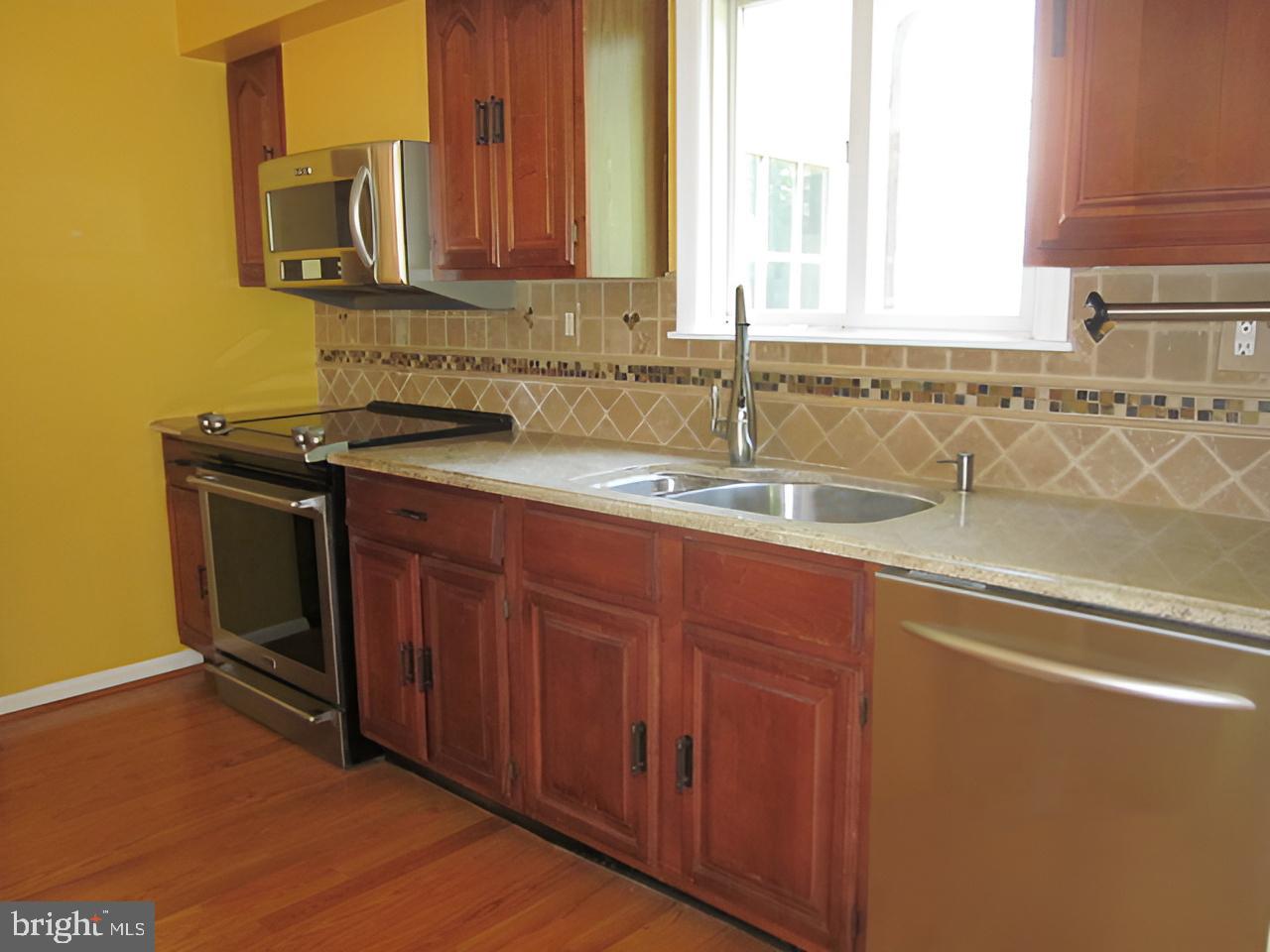 36 Delaware Rim Drive Yardley, PA 19067 - Photo 9 of 30