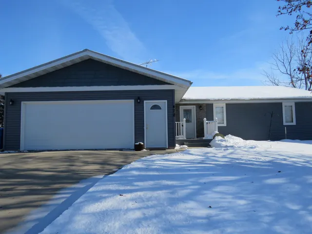 $329,000 | 472 Jones Drive, Randolph, WI 53956