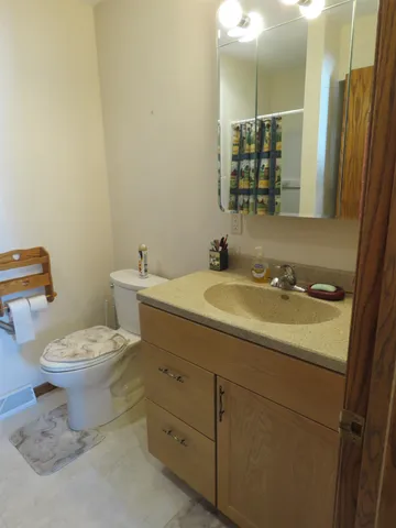 $329,000 | 472 Jones Drive, Randolph, WI 53956