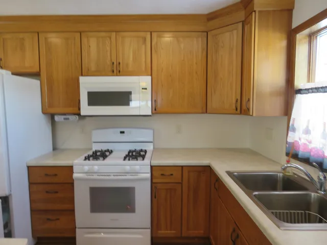 $329,000 | 472 Jones Drive, Randolph, WI 53956