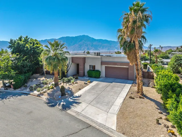 $725,000 | 12537 Spruce Street, Desert Hot Springs, CA 92240