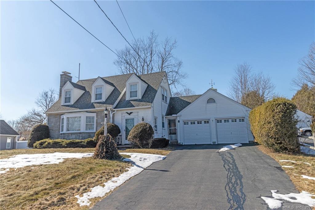 265 Paddock Avenue Meriden, CT 06450 - Photo 1 of 1 Gallery Image 1
