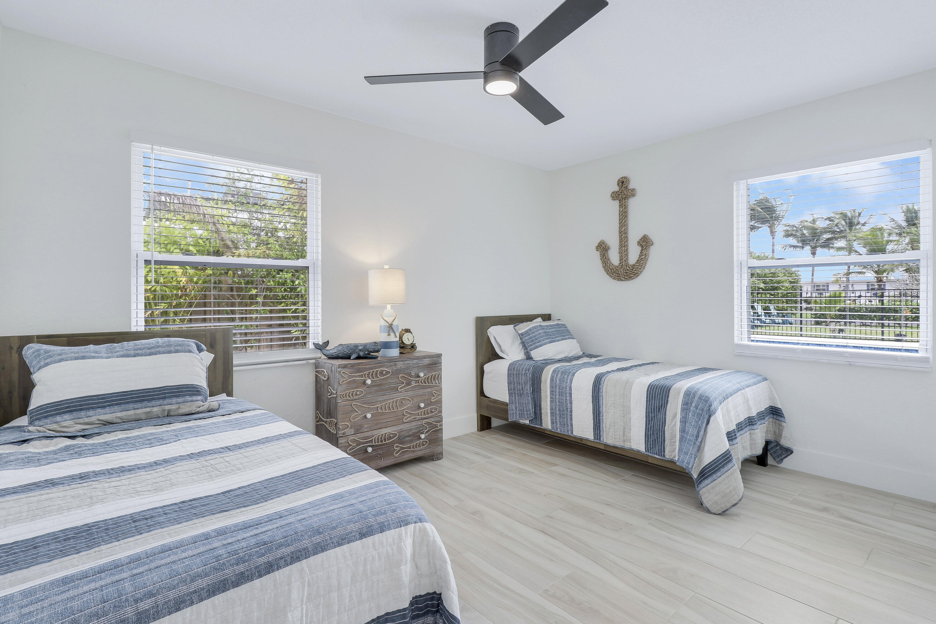 9 West Riverside Drive Jupiter, FL 33469 - Photo 24 of 39 House2-11