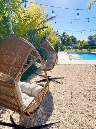 $12,500 | 9 West Riverside Drive, Jupiter, FL 33469