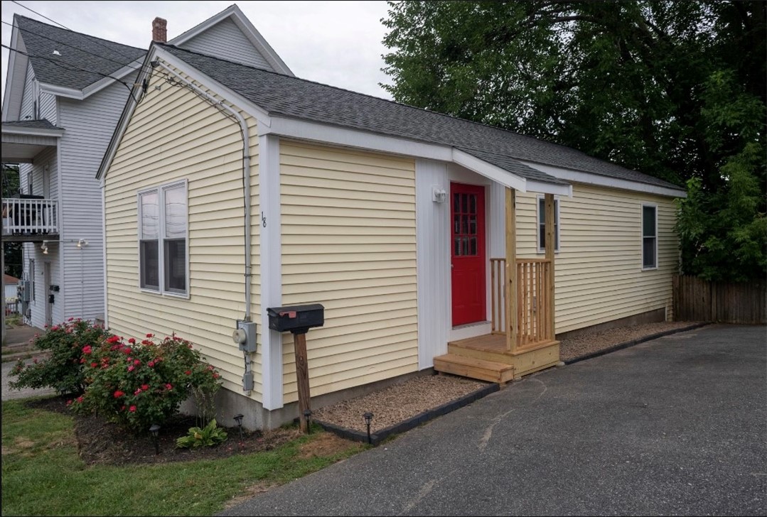 18 Unity Street Woonsocket, RI 02895 - Photo 1 of 17 Front and driveway