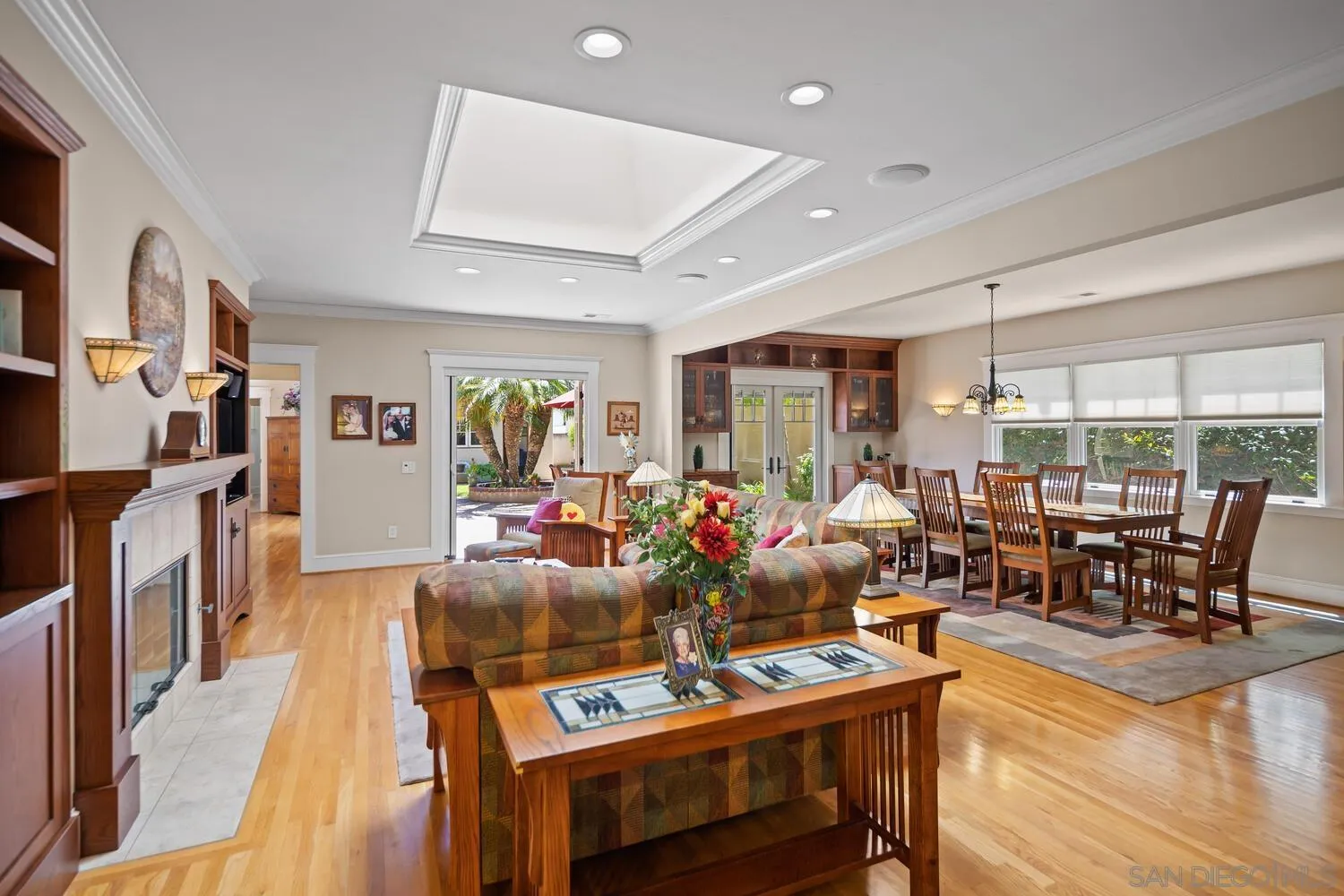 911 B Avenue Coronado, CA 92118 - Photo 10 of 45 a living room with furniture and a flat screen tv
