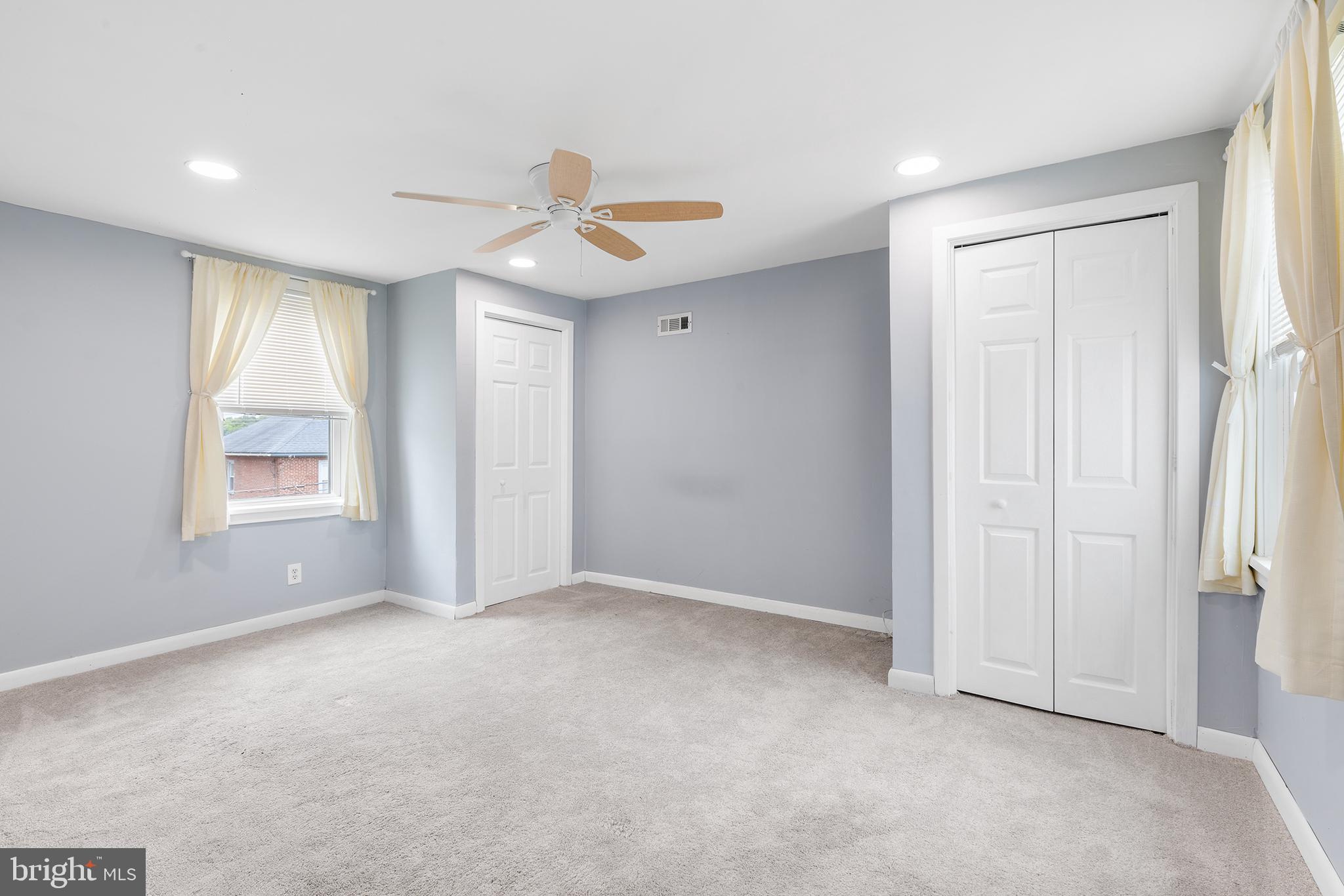 23 New Road Aston, PA 19014 - Photo 12 of 37 Primary Bedroom