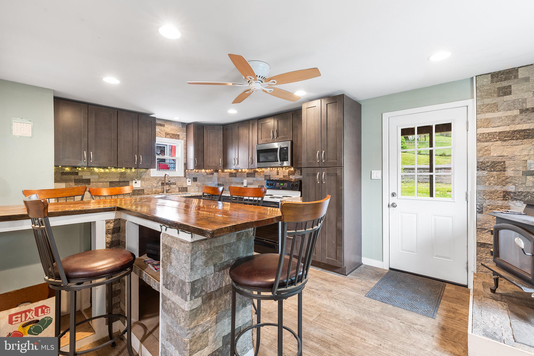 23 New Road Aston, PA 19014 - Photo 6 of 37