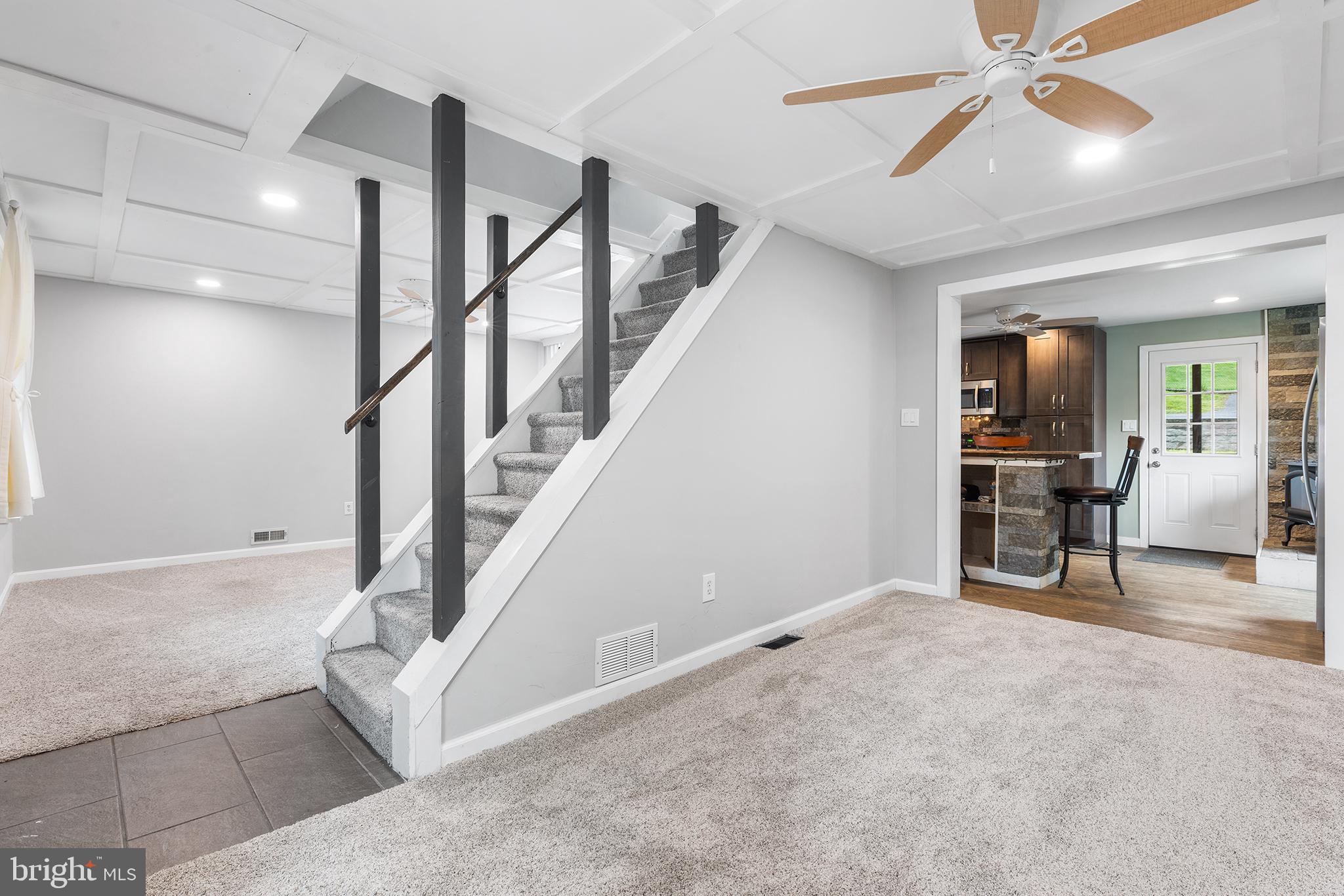 23 New Road Aston, PA 19014 - Photo 10 of 37 Dining Room