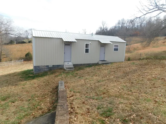 $825 | 1465 County Road 933, Alpena, AR 72611