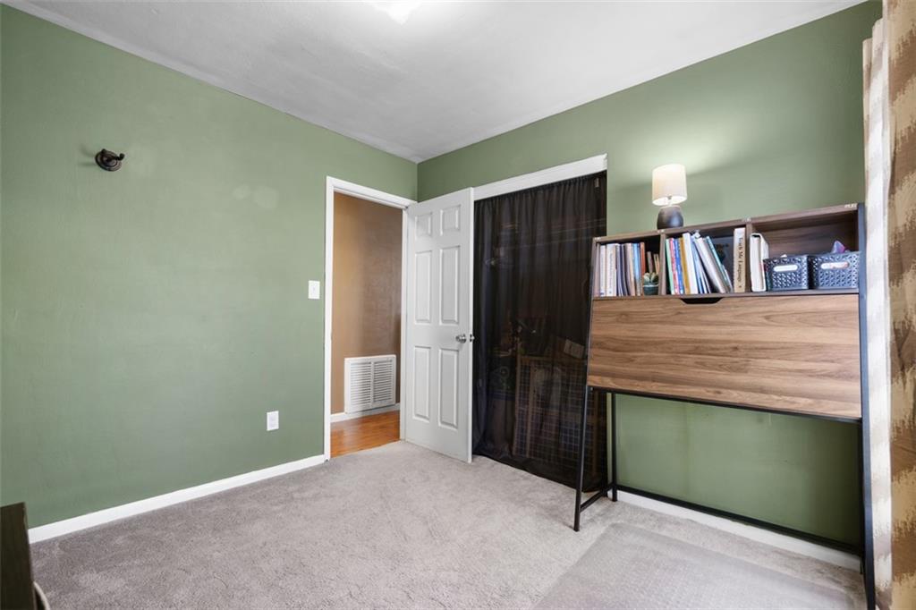 420 Donnell Road Lower Burrell, PA 15068 - Photo 20 of 33 a view of a livingroom with furniture