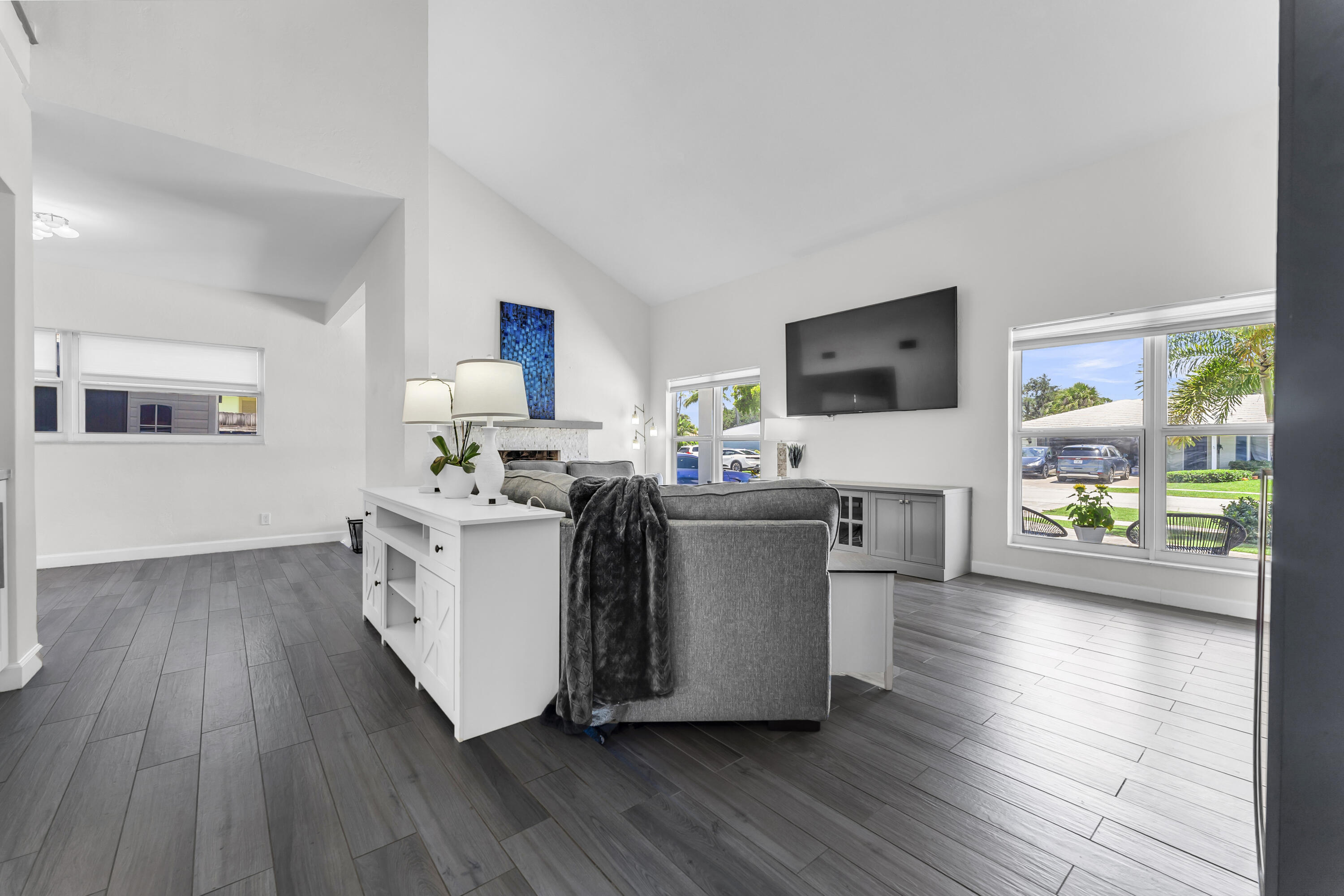 1472 Southwest 13th Street Boca Raton, FL 33486 - Photo 8 of 42 I5
