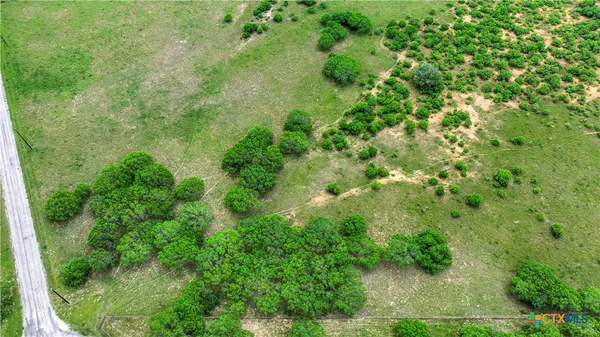 $220,000 | 10 Patriot Circle, Luling, TX 78648