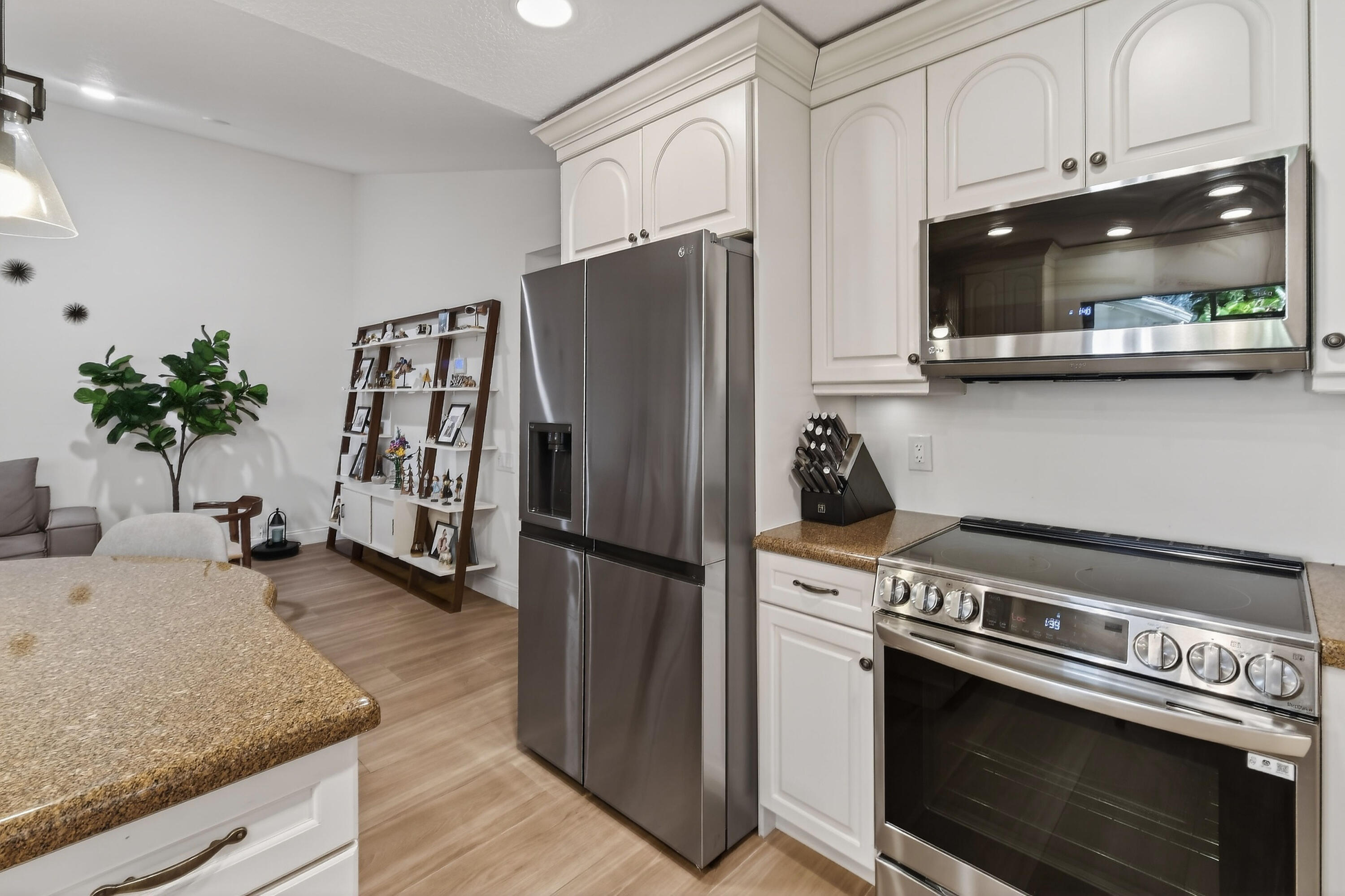 6701 Winding Lake Drive Jupiter, FL 33458 - Photo 21 of 57 6701WindingLakeDr(27)