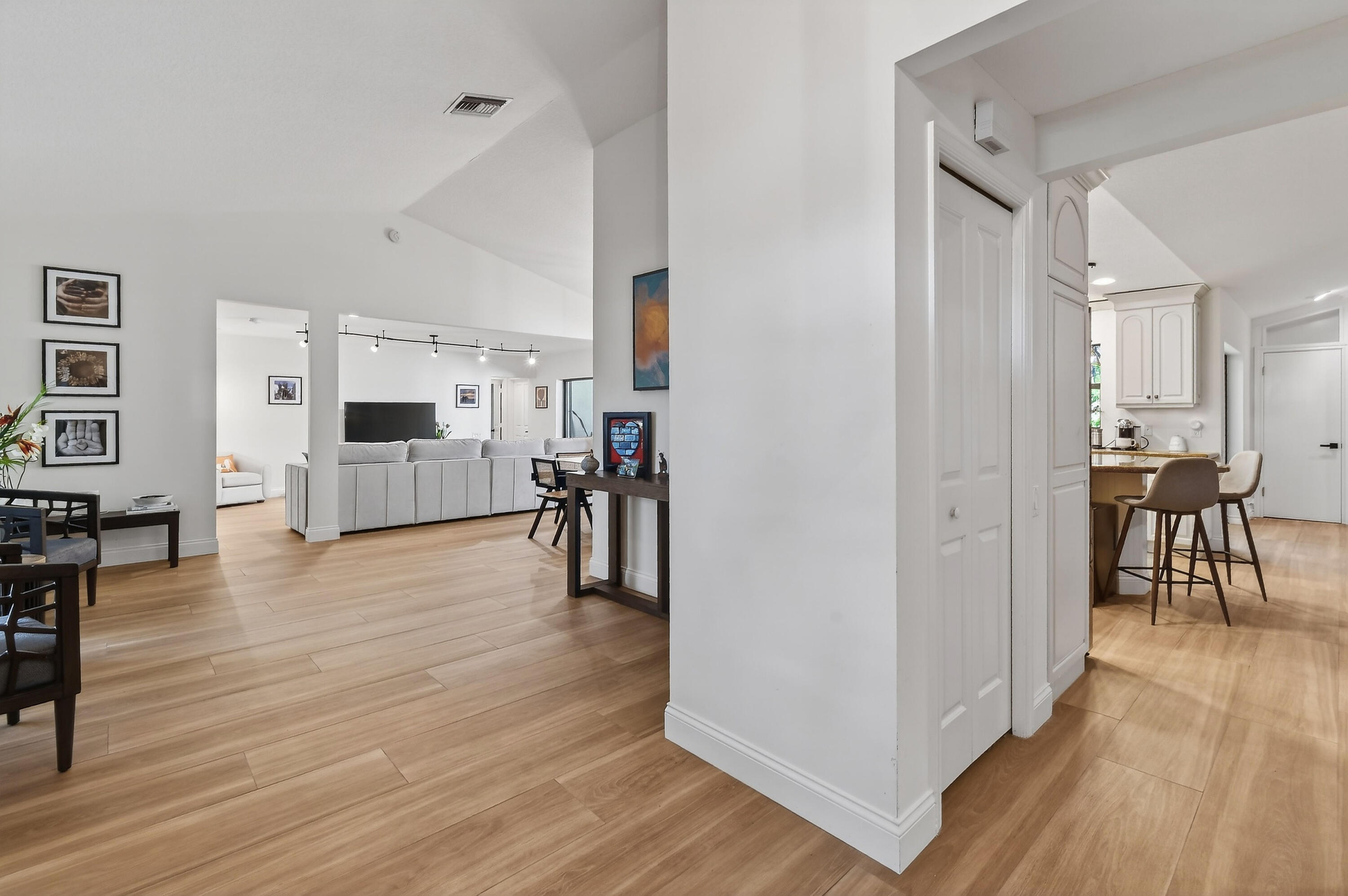 6701 Winding Lake Drive Jupiter, FL 33458 - Photo 9 of 57 6701WindingLakeDr(9)