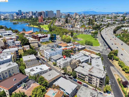 $1,495,000 | 647 Beacon Street, Oakland, CA 94610