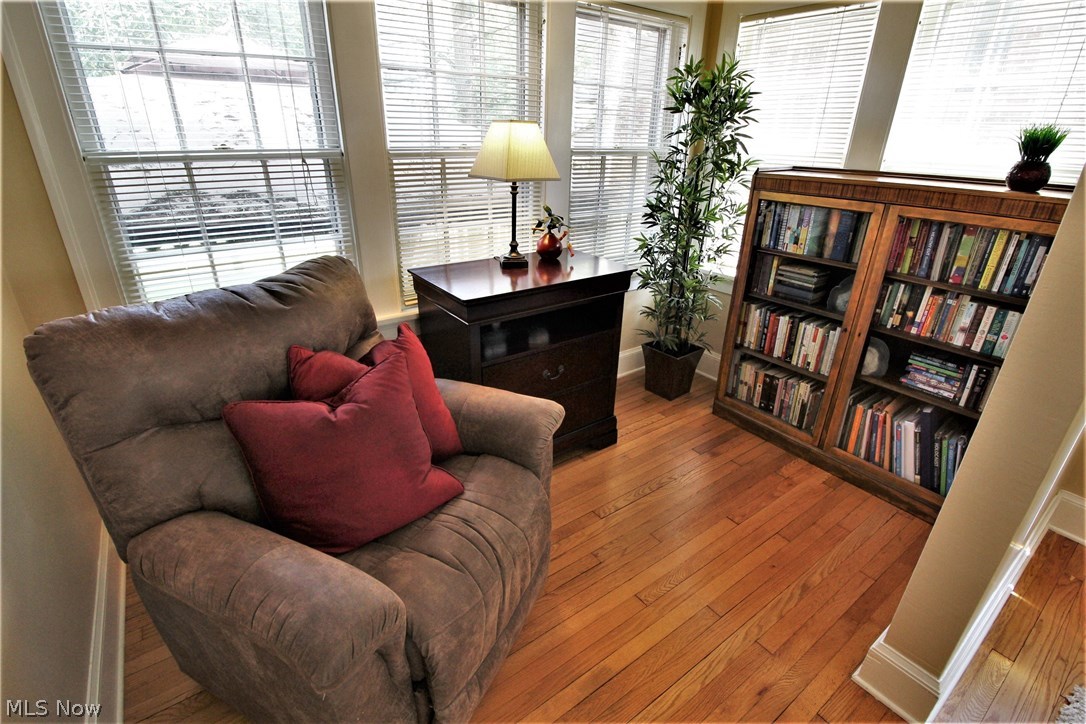 735 Ecton Road Akron, OH 44303 - Photo 7 of 28 Gallery Image 7
