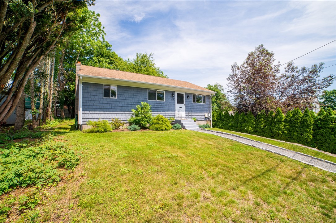 46 King Philip Road Narragansett, RI 02882 - Photo 2 of 35 Gallery Image 2