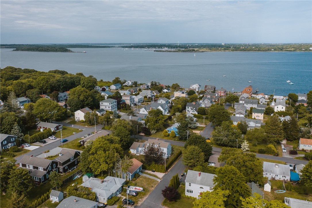 46 King Philip Road Narragansett, RI 02882 - Photo 33 of 35 Gallery Image 33