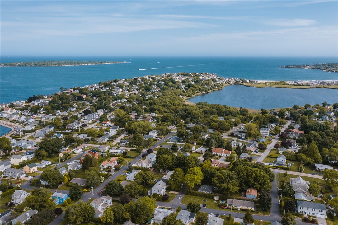 46 King Philip Road Narragansett, RI 02882 - Photo 34 of 35 Gallery Image 34