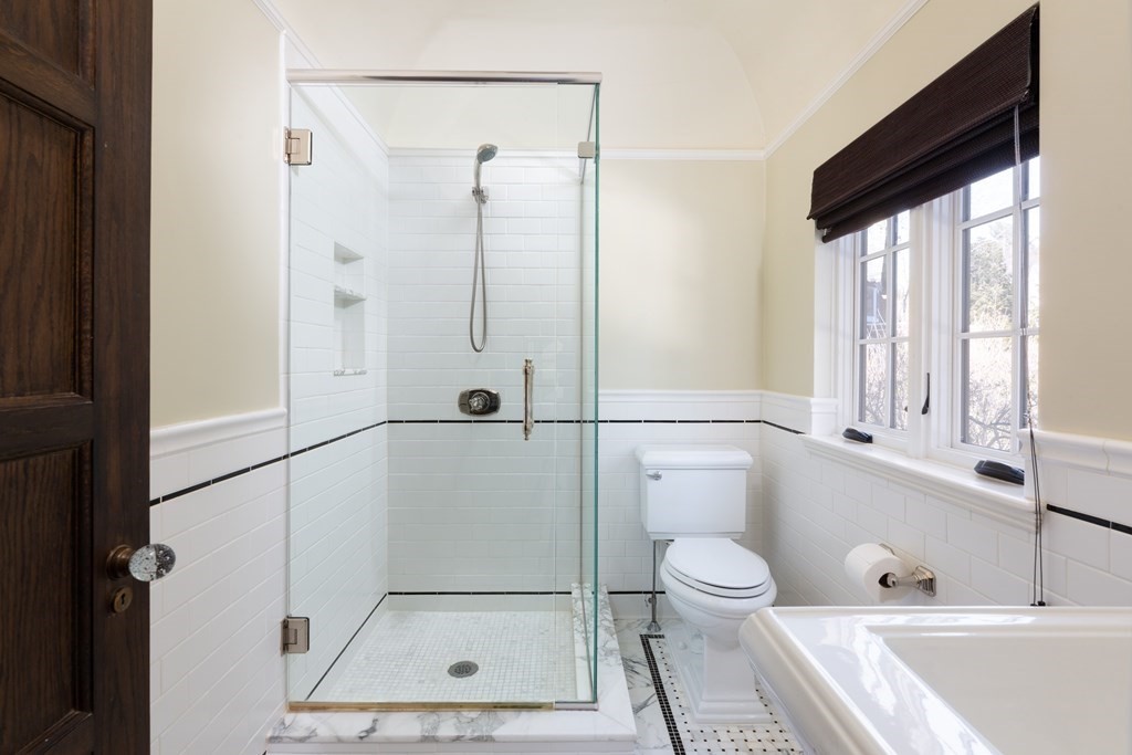 1445 Commonwealth Avenue Newton, MA 02465 - Photo 12 of 28